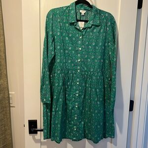 NWT J.Crew green floral long sleeved dress. Size 10. Comfortable and flattering.